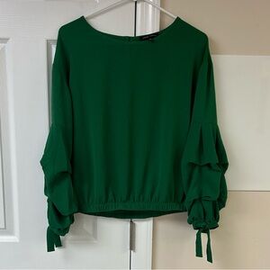 NWT Moa Moa Emerald Green Blouse Tie Sleeves